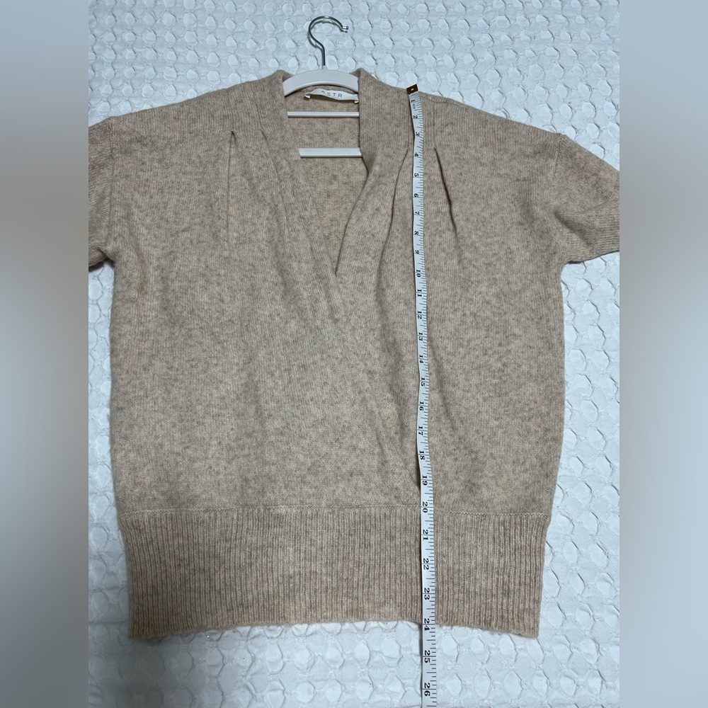 ASTR The Label Oatmeal Knit Wrap Sweater Cardigan Wool Blend - Picture 8 of 9